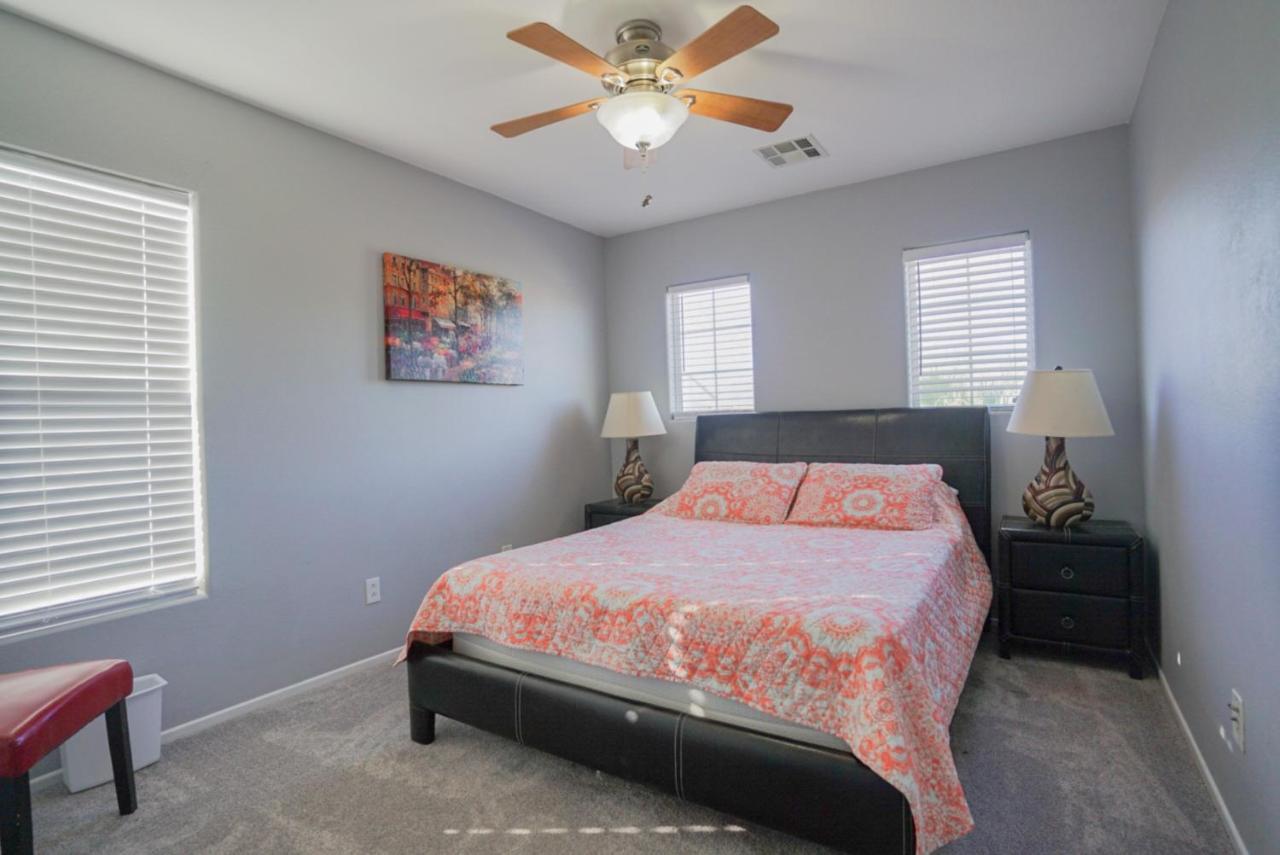 Ultra Modern Las Vegas Home 20Min From The Strip Bagian luar foto