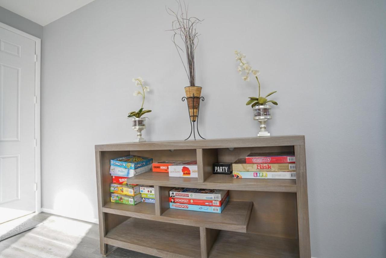 Ultra Modern Las Vegas Home 20Min From The Strip Bagian luar foto