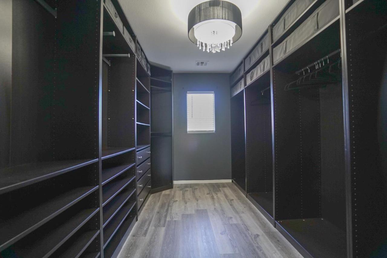 Ultra Modern Las Vegas Home 20Min From The Strip Bagian luar foto