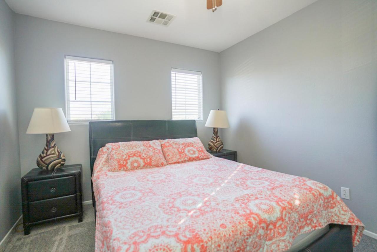 Ultra Modern Las Vegas Home 20Min From The Strip Bagian luar foto
