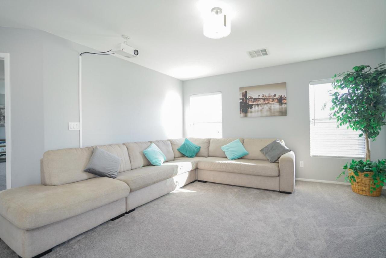 Ultra Modern Las Vegas Home 20Min From The Strip Bagian luar foto